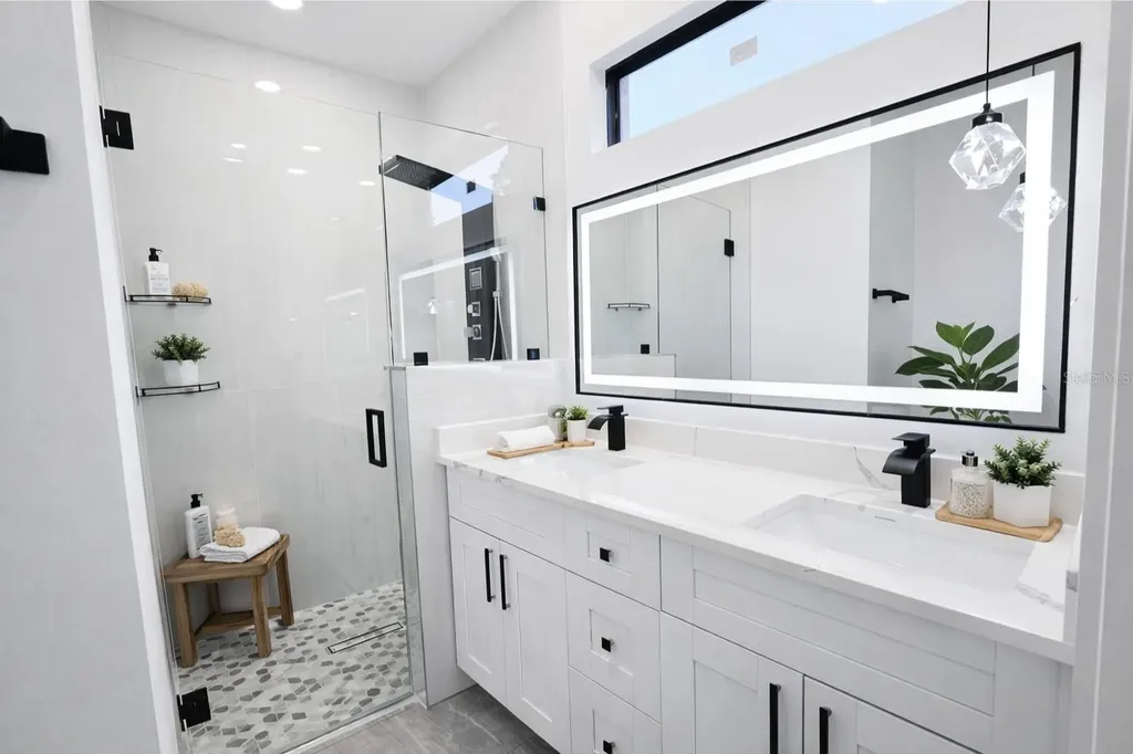 4100 E 14th Street Lehigh Acres FL 33972