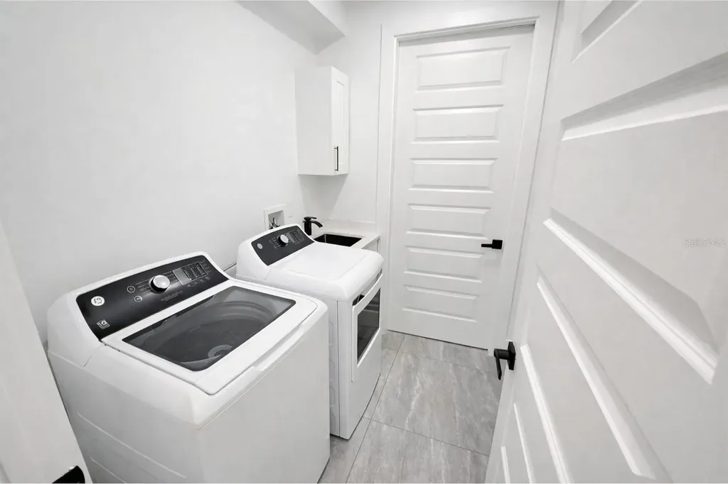 4100 E 14th Street Lehigh Acres FL 33972