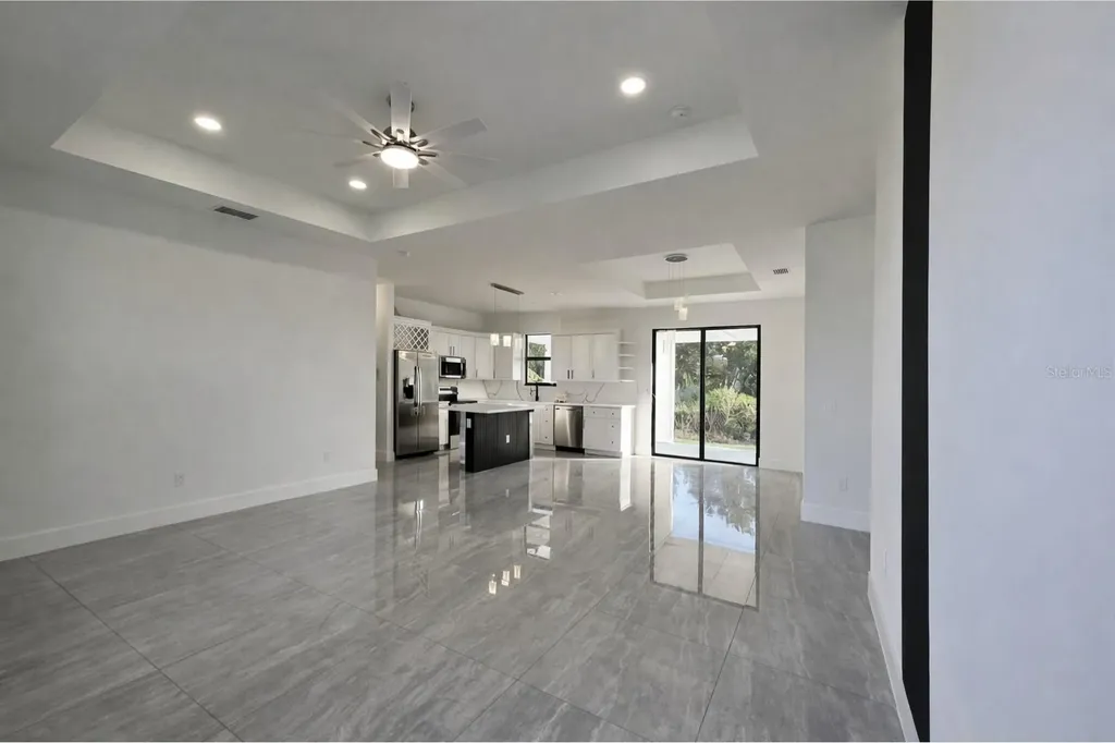 4100 E 14th Street Lehigh Acres FL 33972