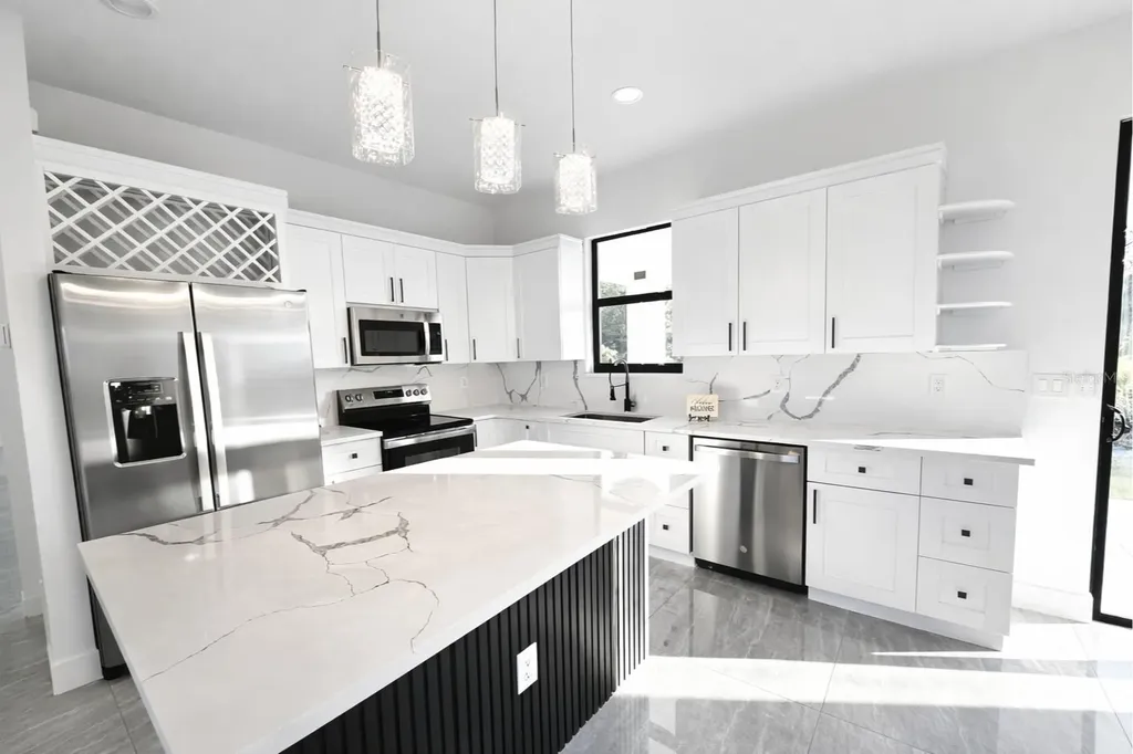 4100 E 14th Street Lehigh Acres FL 33972