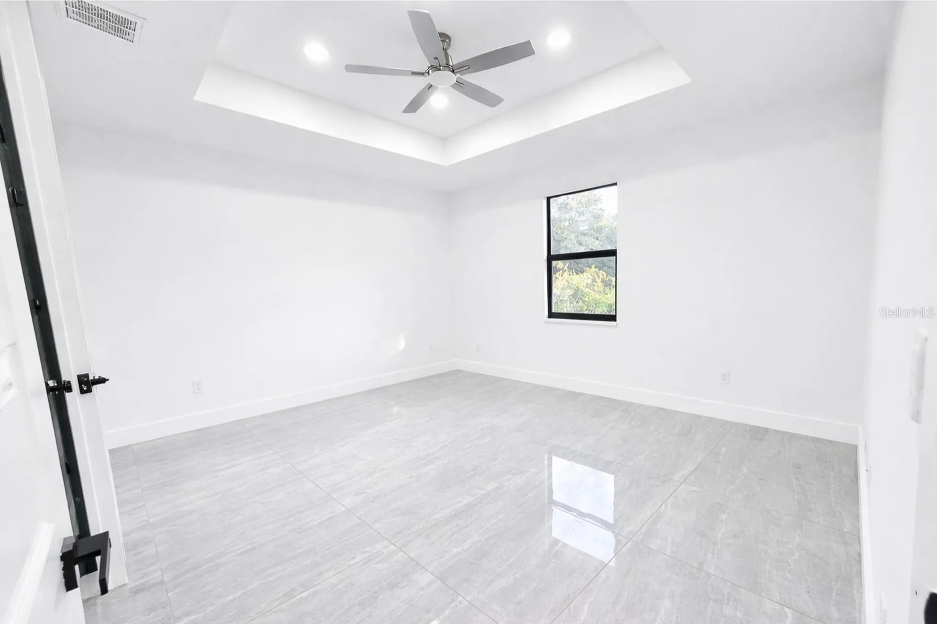 4100 E 14th Street Lehigh Acres FL 33972