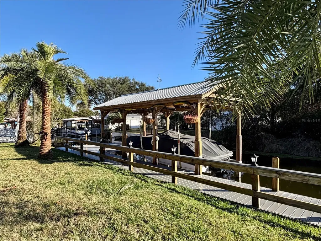 12400 S Putney Court Leesburg FL 34788