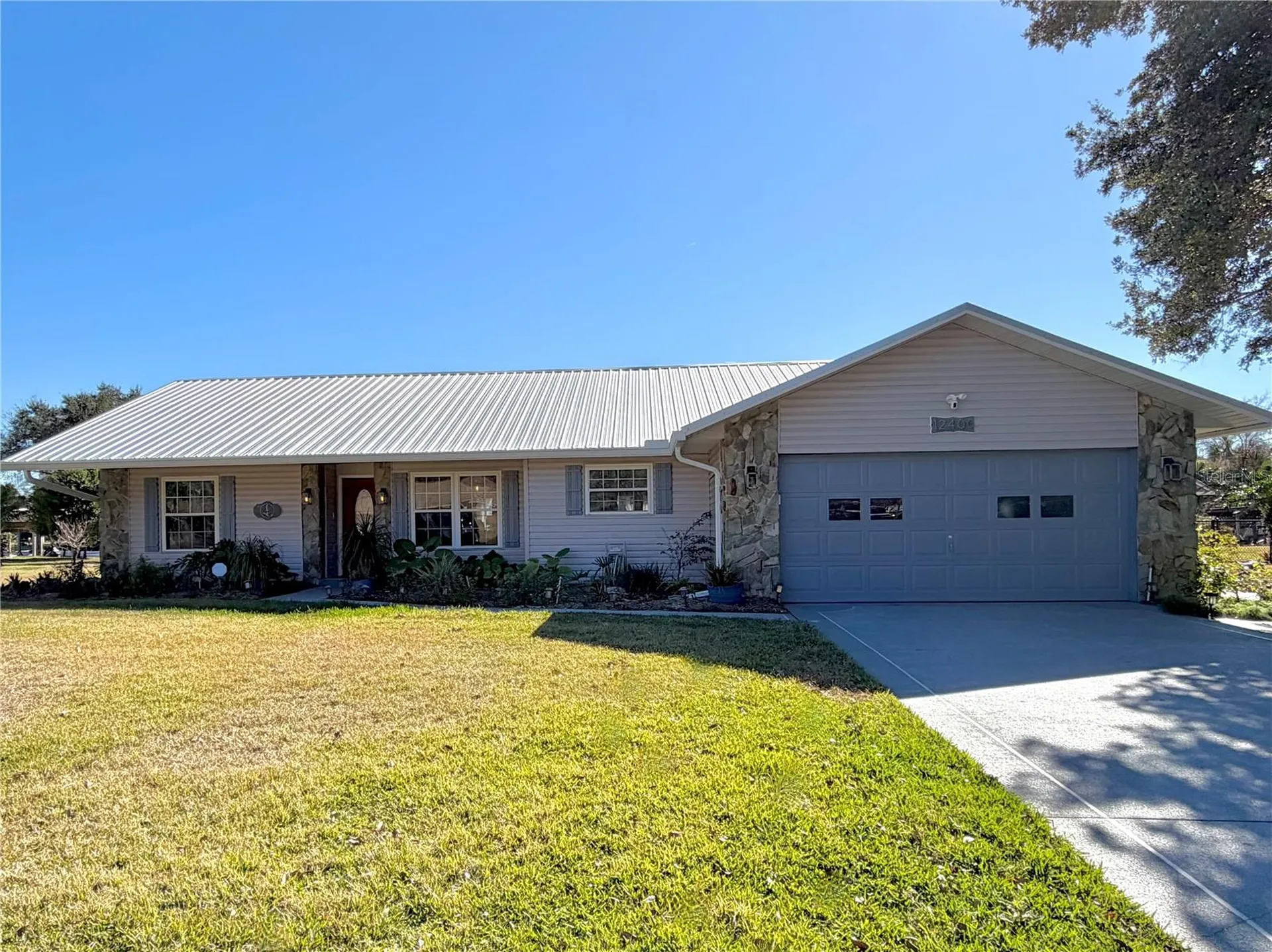 12400 S Putney Court Leesburg FL 34788