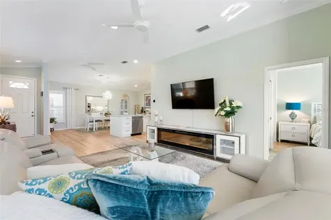 211 Vista Del Lago Way Venice FL 34292
