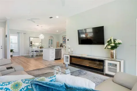 211 Vista Del Lago Way Venice FL 34292