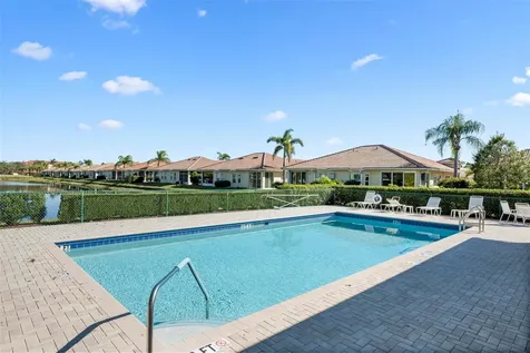 211 Vista Del Lago Way Venice FL 34292