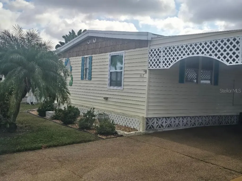 808 53rd Avenue E Bradenton FL 34203