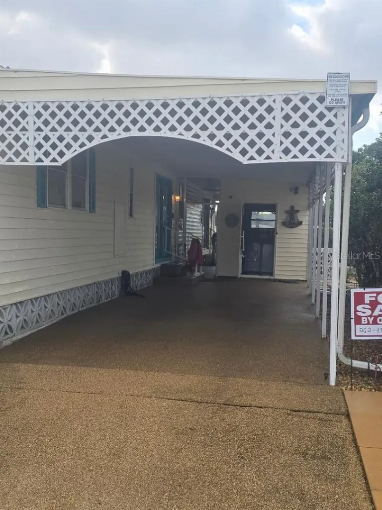 808 53rd Avenue E Bradenton FL 34203