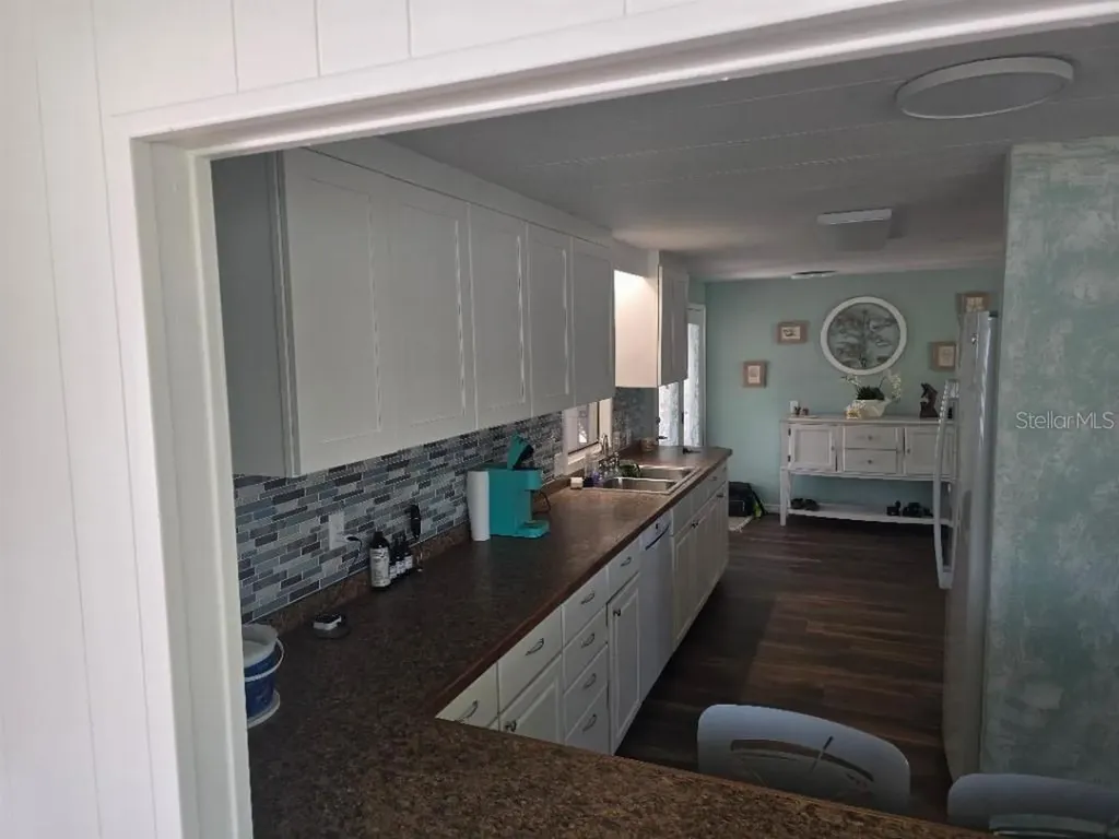 808 53rd Avenue E Bradenton FL 34203