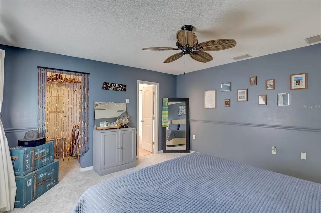 8497 137th Street Seminole FL 33776