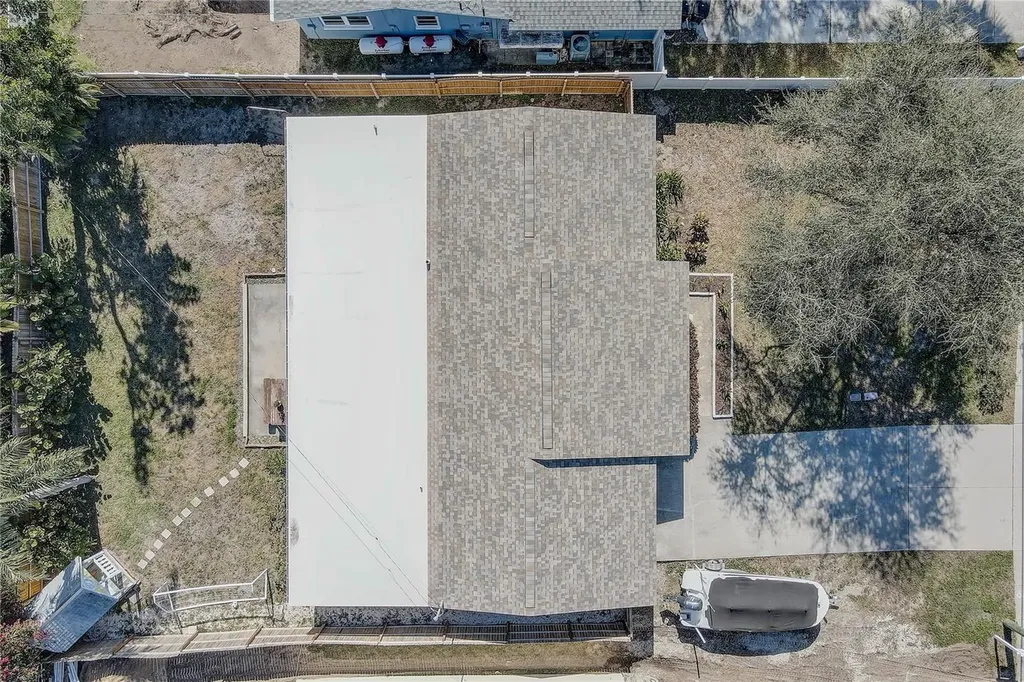 8497 137th Street Seminole FL 33776