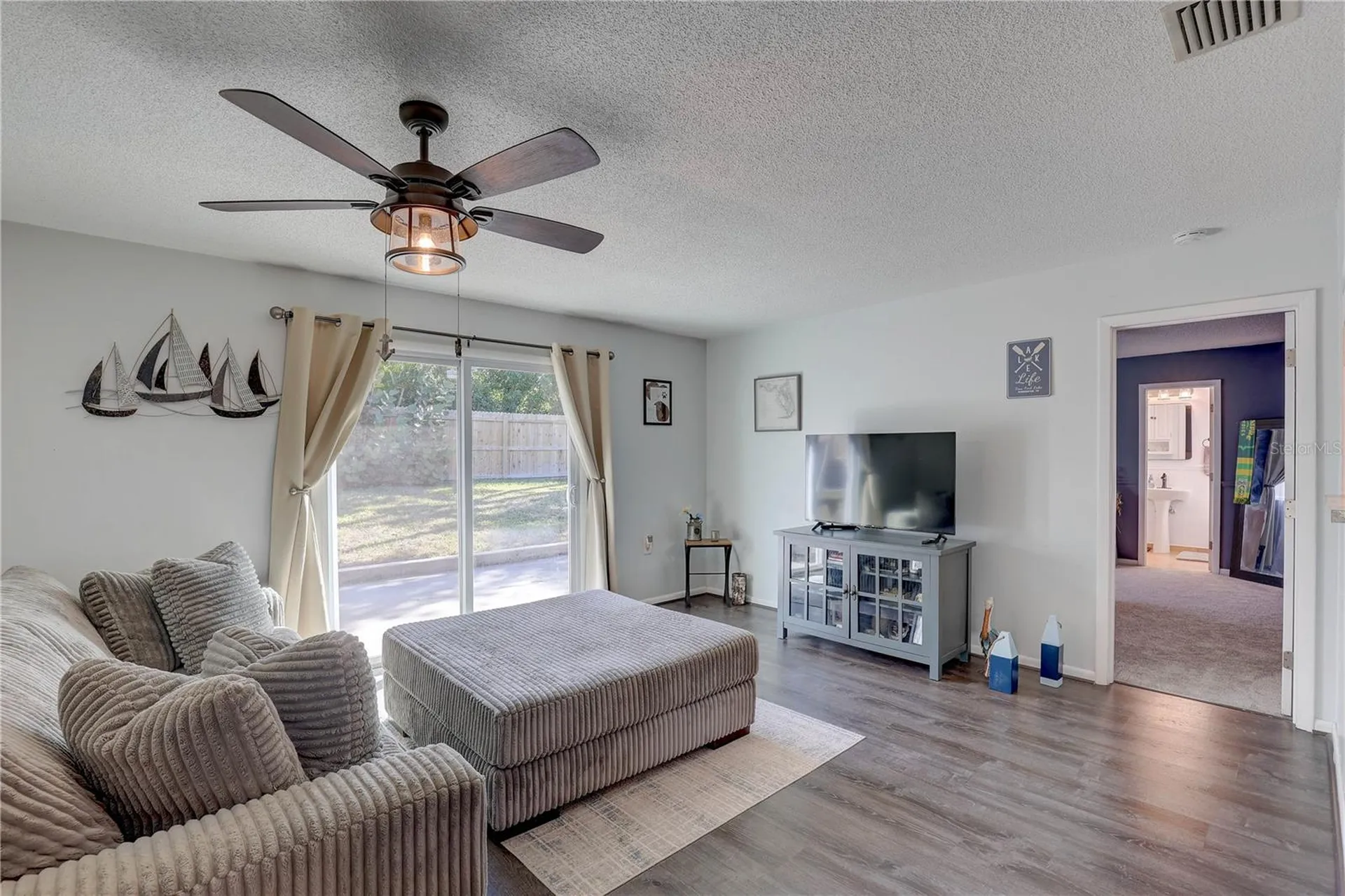 8497 137th Street Seminole FL 33776