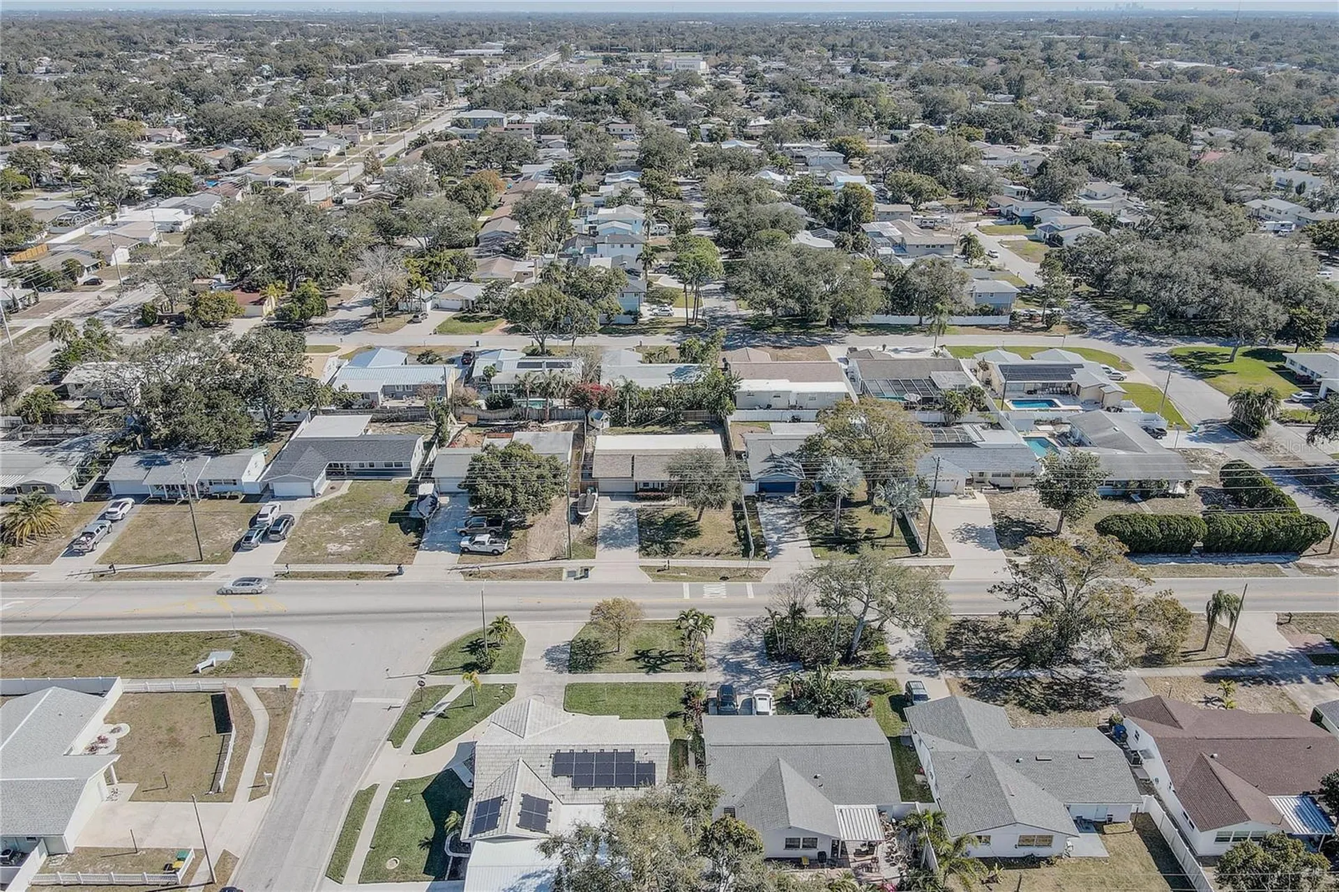 8497 137th Street Seminole FL 33776