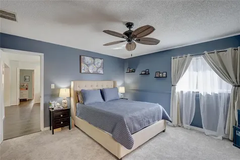 8497 137th Street Seminole FL 33776