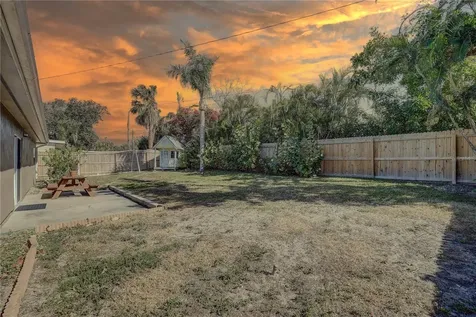 8497 137th Street Seminole FL 33776