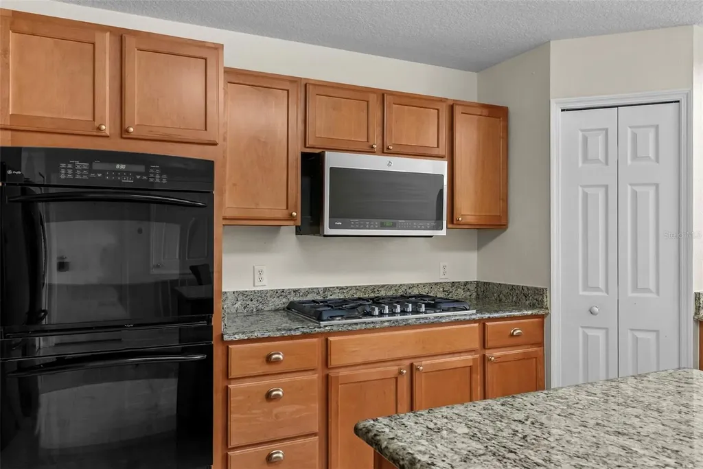 7716 Park Hill Avenue Leesburg FL 34748