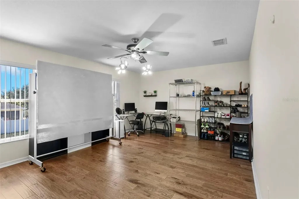 7716 Park Hill Avenue Leesburg FL 34748
