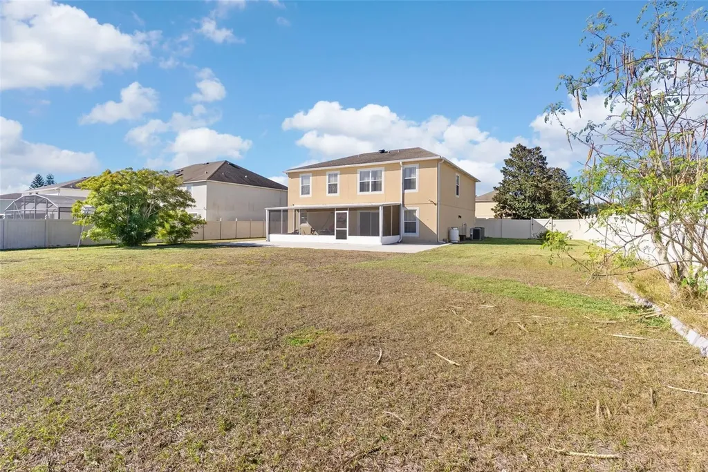 7716 Park Hill Avenue Leesburg FL 34748