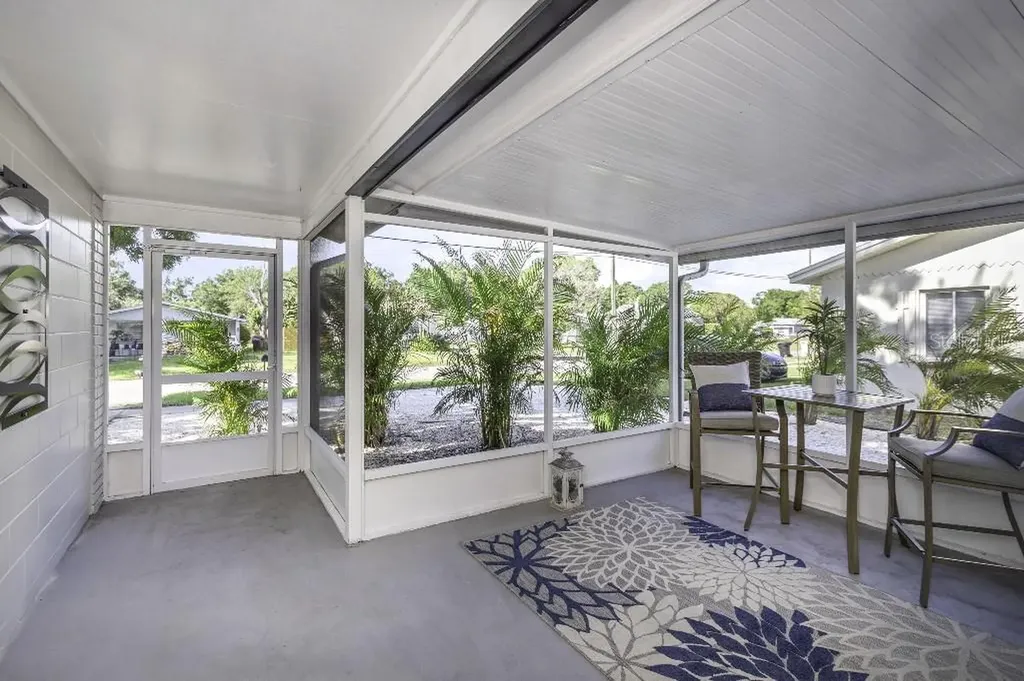 5413 15th Avenue S Gulfport FL 33707