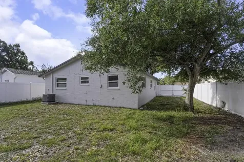 5413 15th Avenue S Gulfport FL 33707