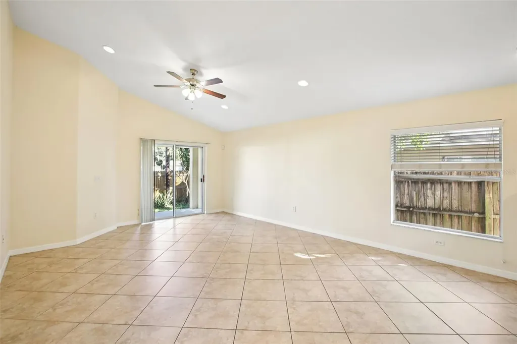 2719 W Union Street Tampa FL 33607