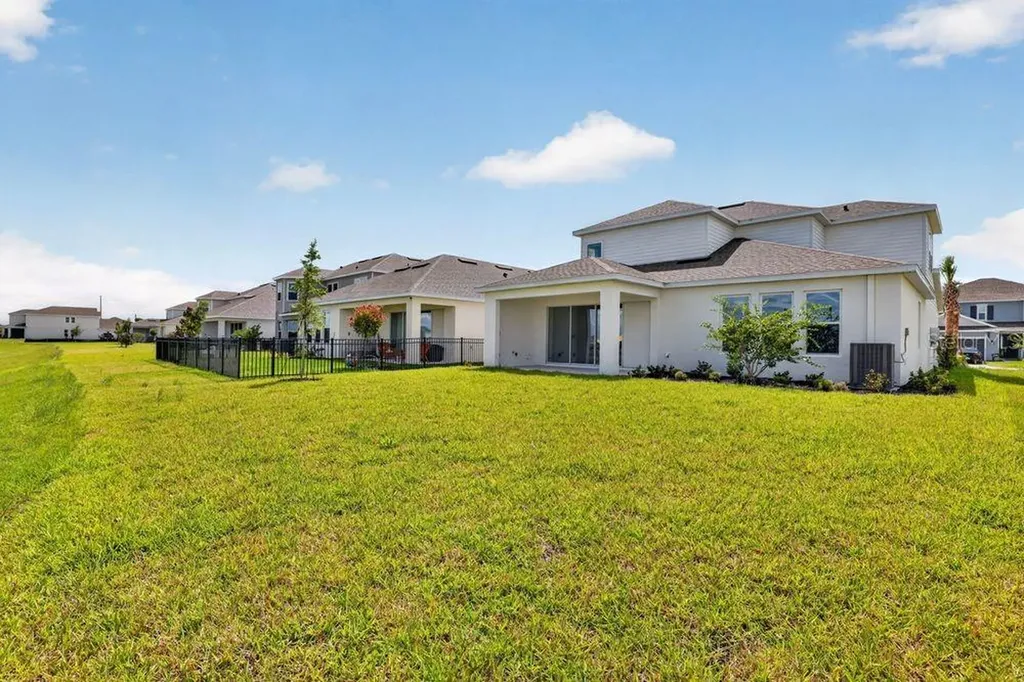 5133 Slate Hue Place Apollo Beach FL 33572