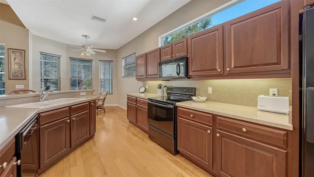 32 Tall Trees Court Sarasota FL 34232