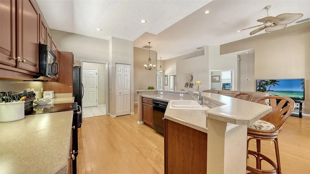 32 Tall Trees Court Sarasota FL 34232
