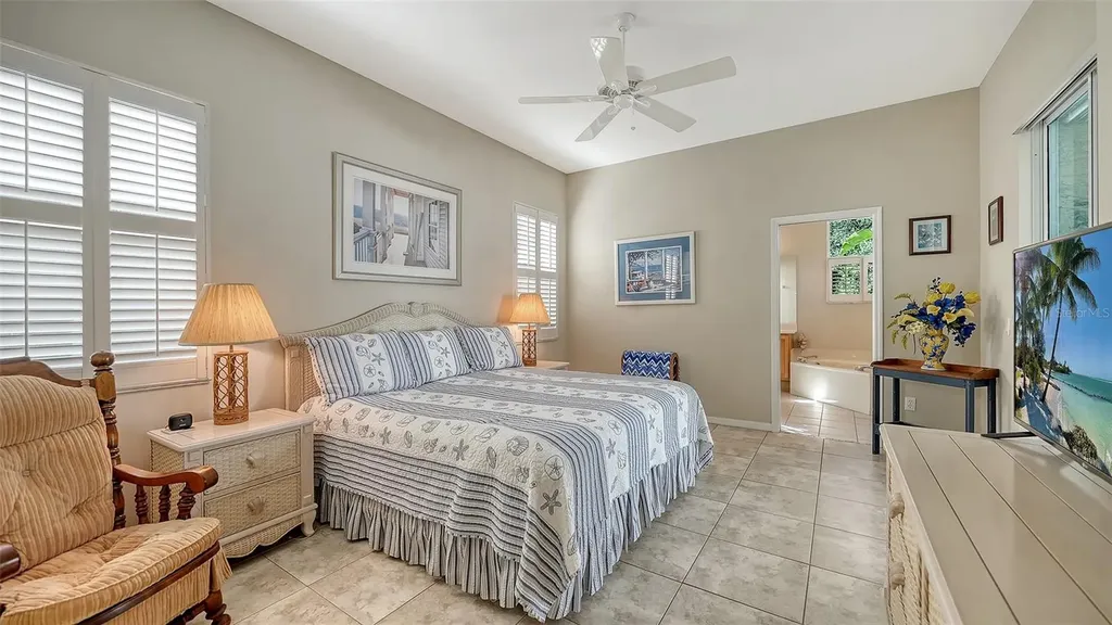 32 Tall Trees Court Sarasota FL 34232