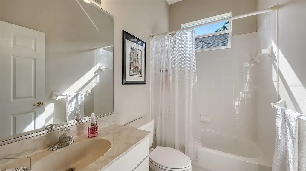 32 Tall Trees Court Sarasota FL 34232