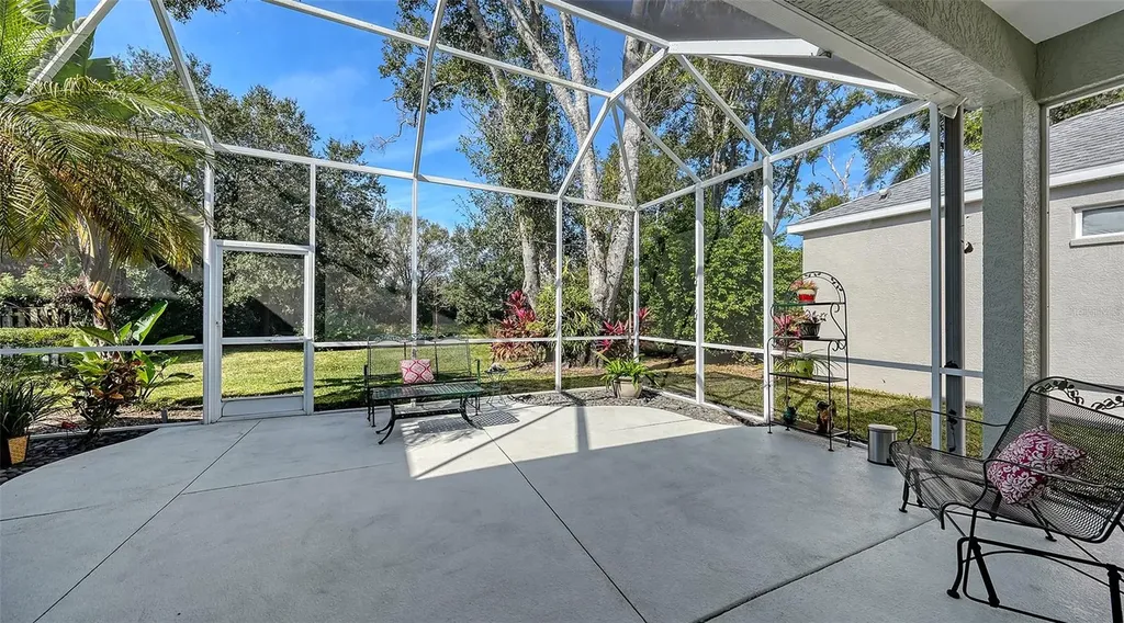 32 Tall Trees Court Sarasota FL 34232