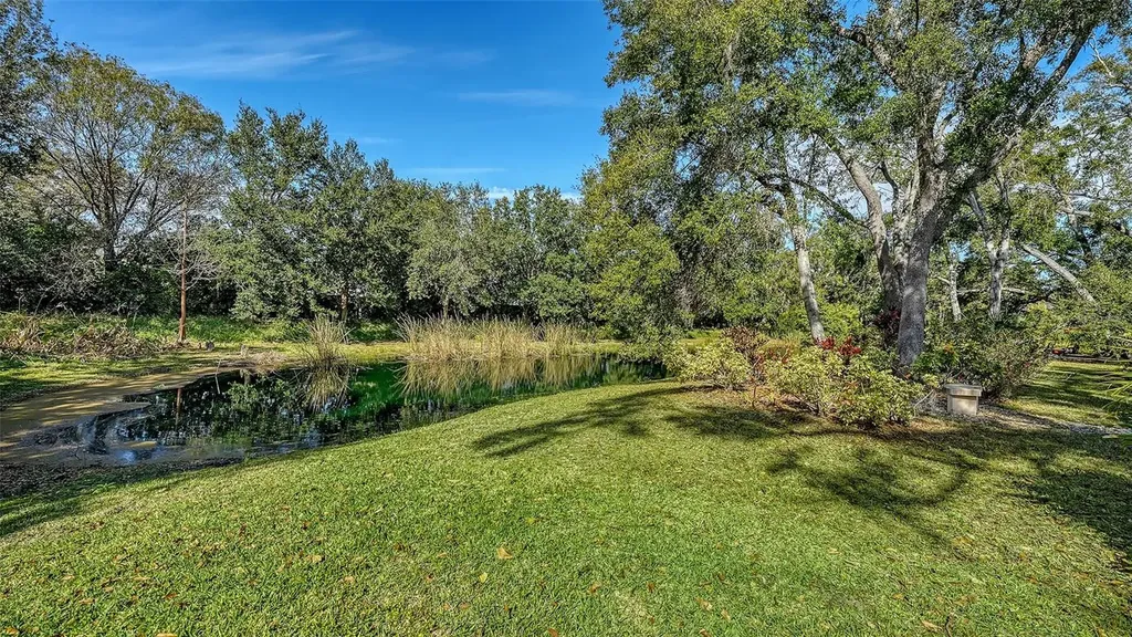 32 Tall Trees Court Sarasota FL 34232