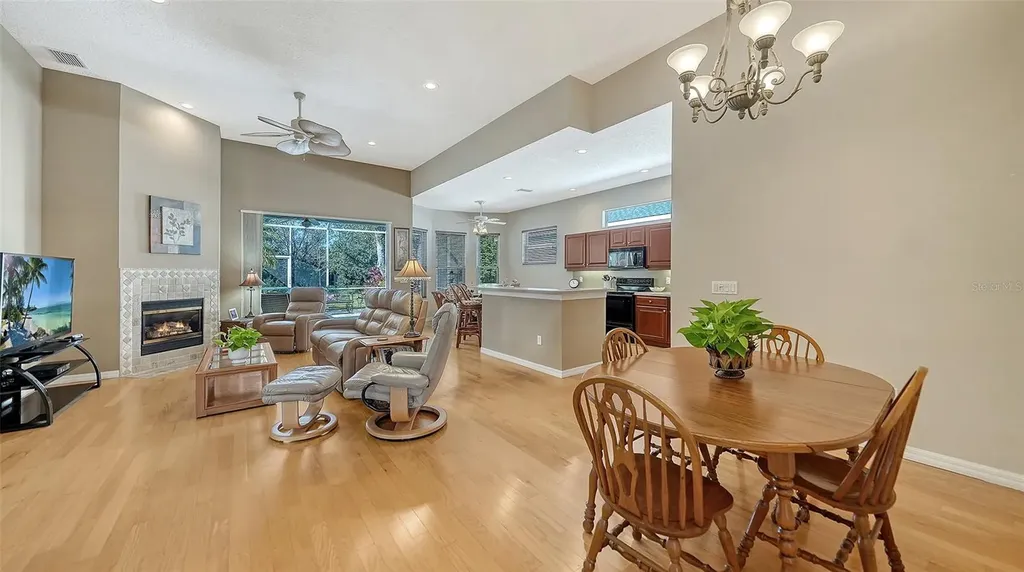 32 Tall Trees Court Sarasota FL 34232