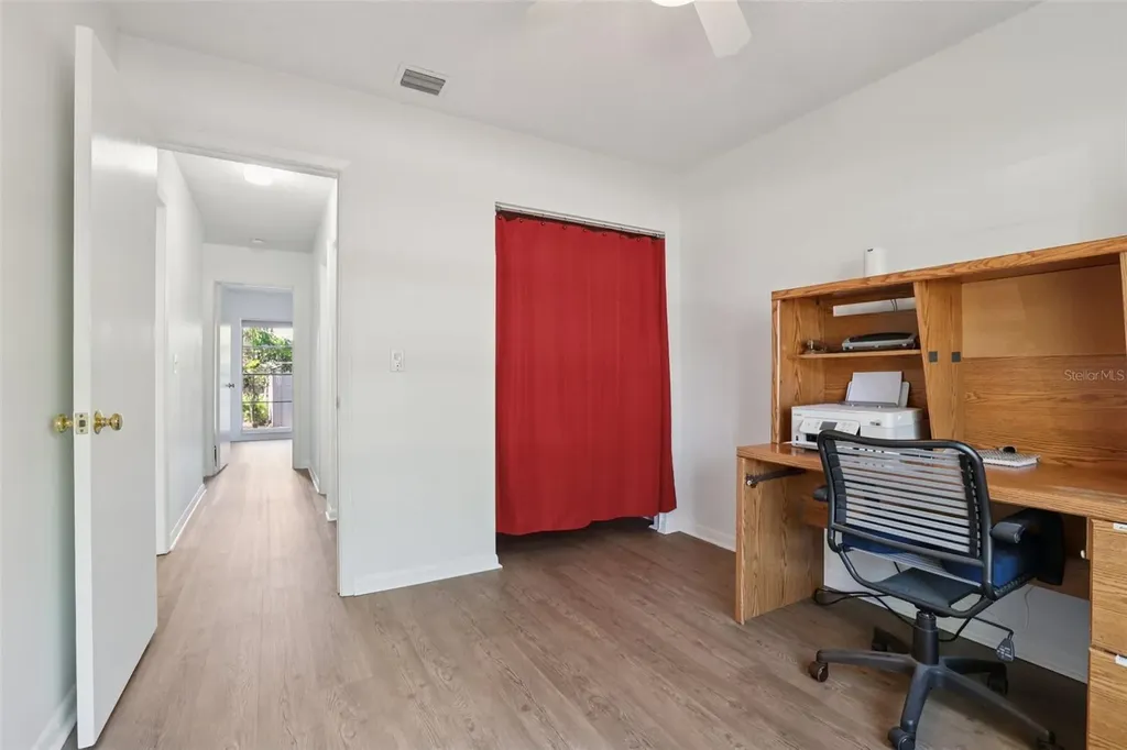 4905 E Okara Road Tampa FL 33617