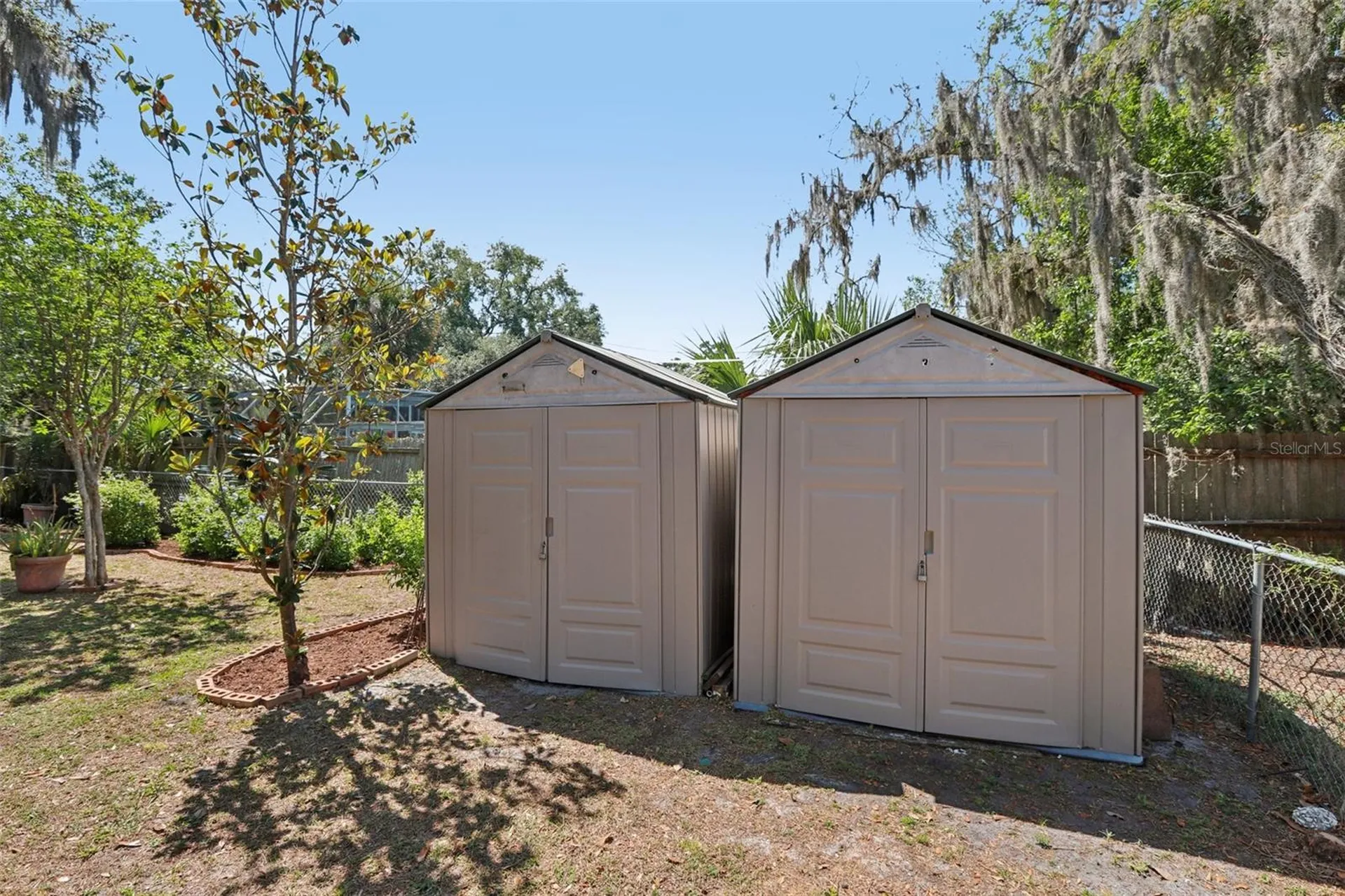 4905 E Okara Road Tampa FL 33617