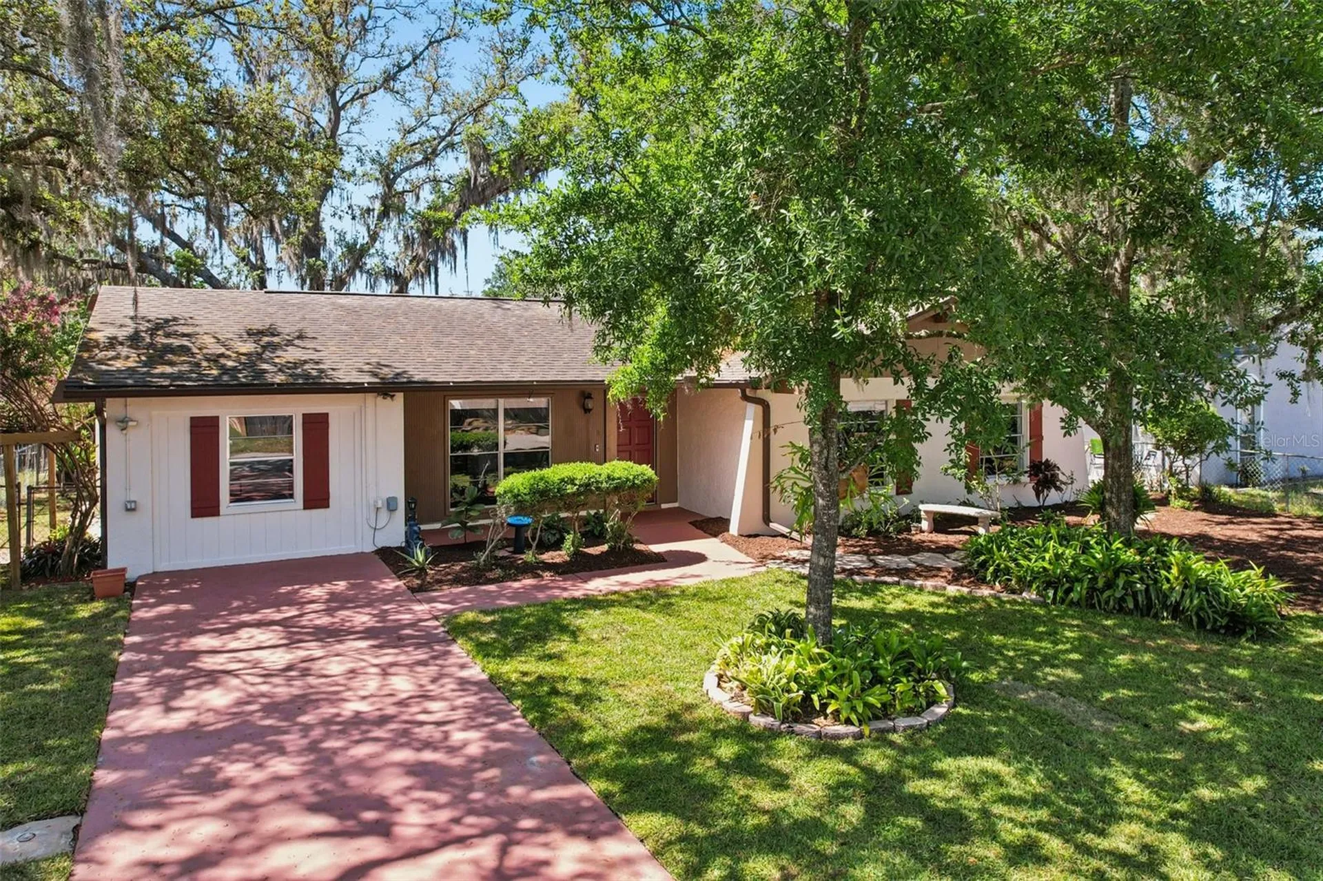 4905 E Okara Road Tampa FL 33617