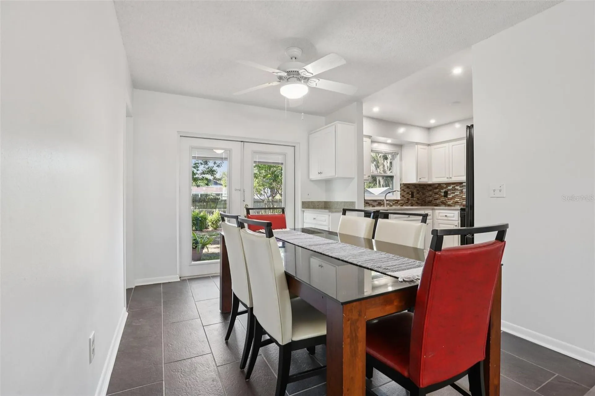4905 E Okara Road Tampa FL 33617