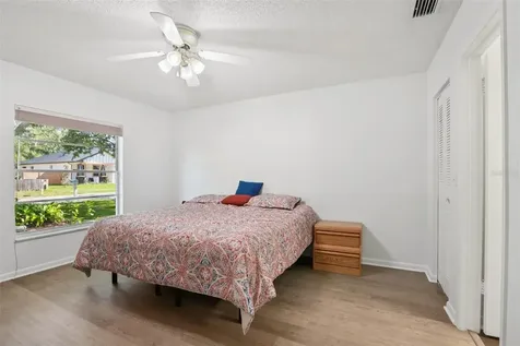 4905 E Okara Road Tampa FL 33617