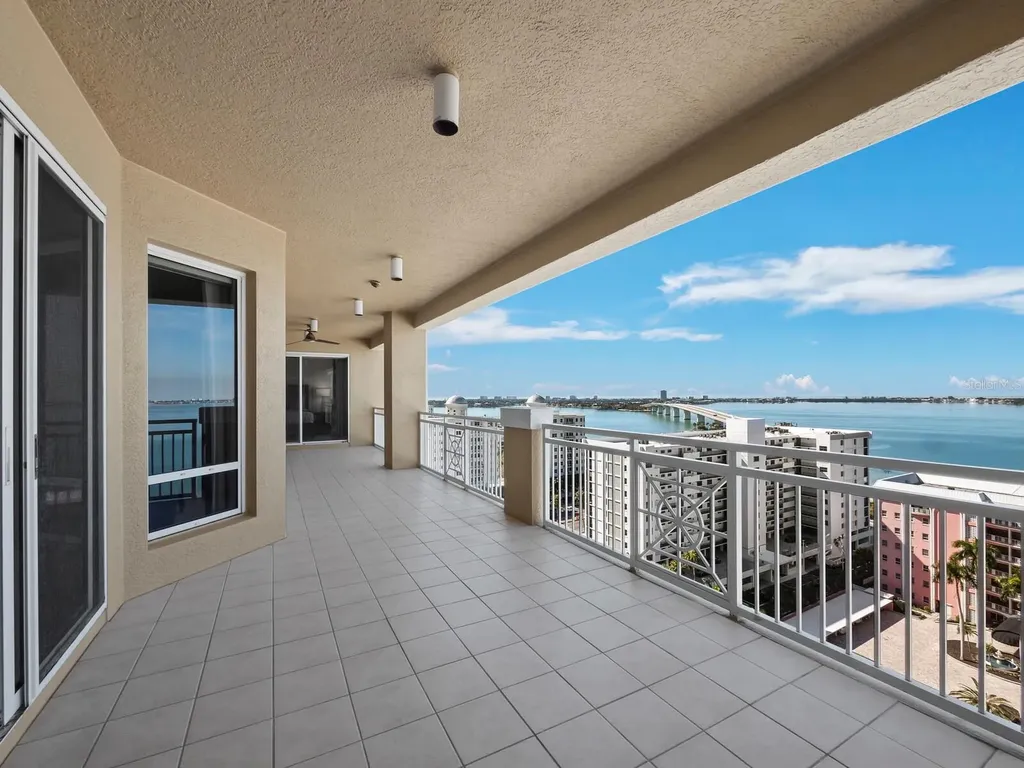 35 Watergate Drive Sarasota FL 34236