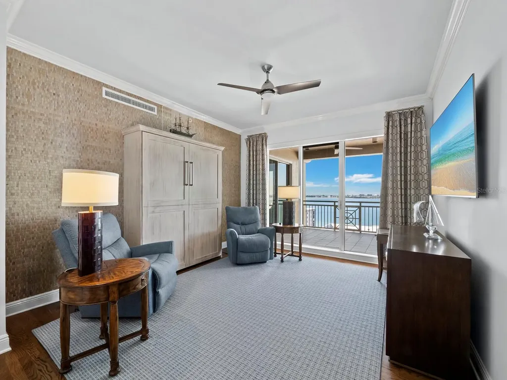 35 Watergate Drive Sarasota FL 34236