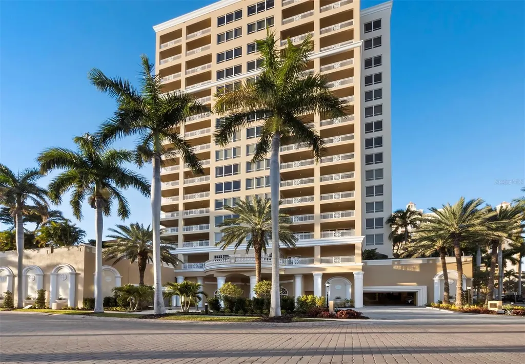 35 Watergate Drive Sarasota FL 34236