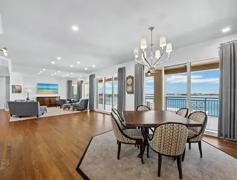 35 Watergate Drive Sarasota FL 34236
