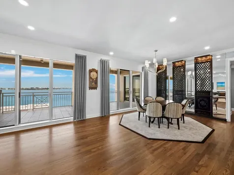 35 Watergate Drive Sarasota FL 34236