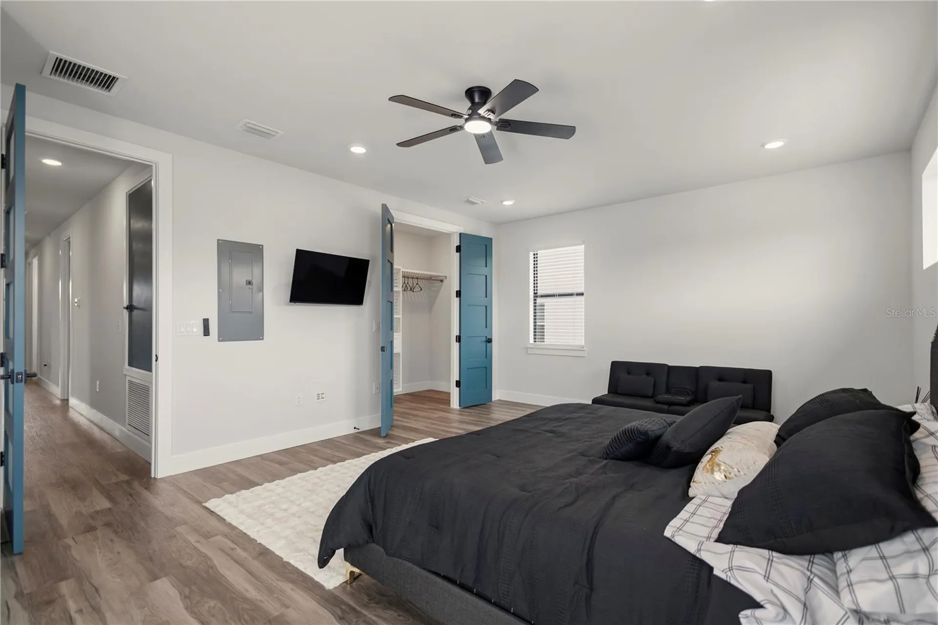 4716 W Euclid Avenue Tampa FL 33629
