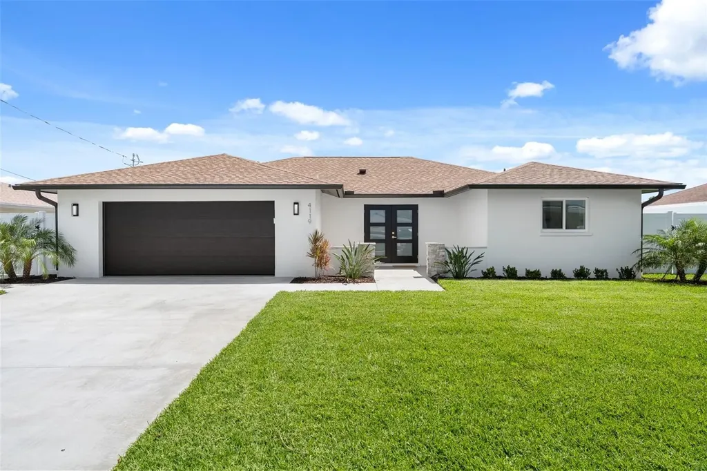 4119 Royal Palm Drive Bradenton FL 34210