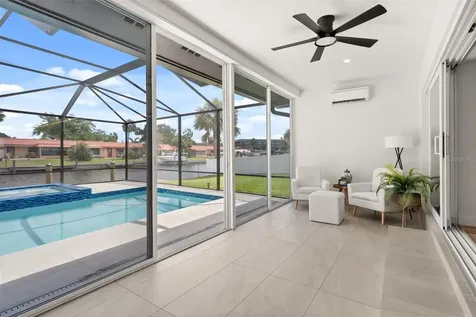 4119 Royal Palm Drive Bradenton FL 34210