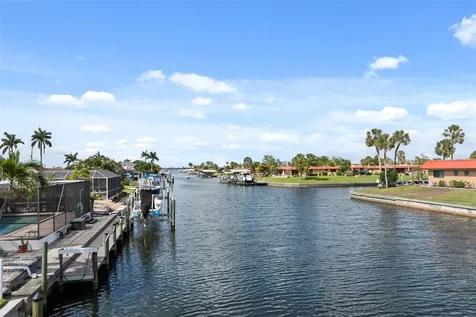 4119 Royal Palm Drive Bradenton FL 34210