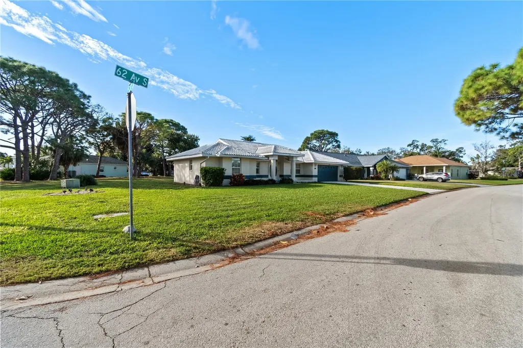 2500 S 62nd Avenue St Petersburg FL 33712