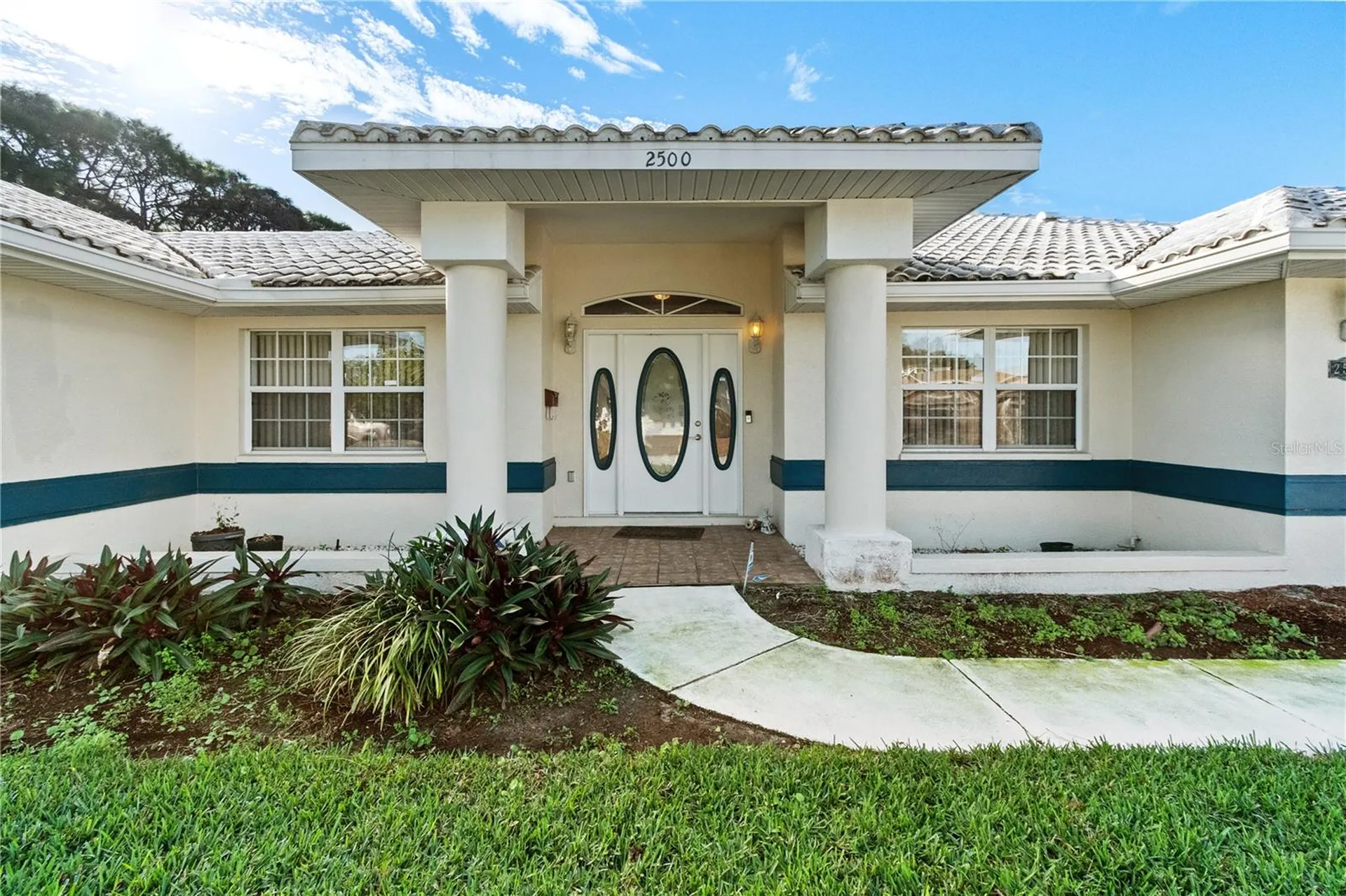 2500 S 62nd Avenue St Petersburg FL 33712