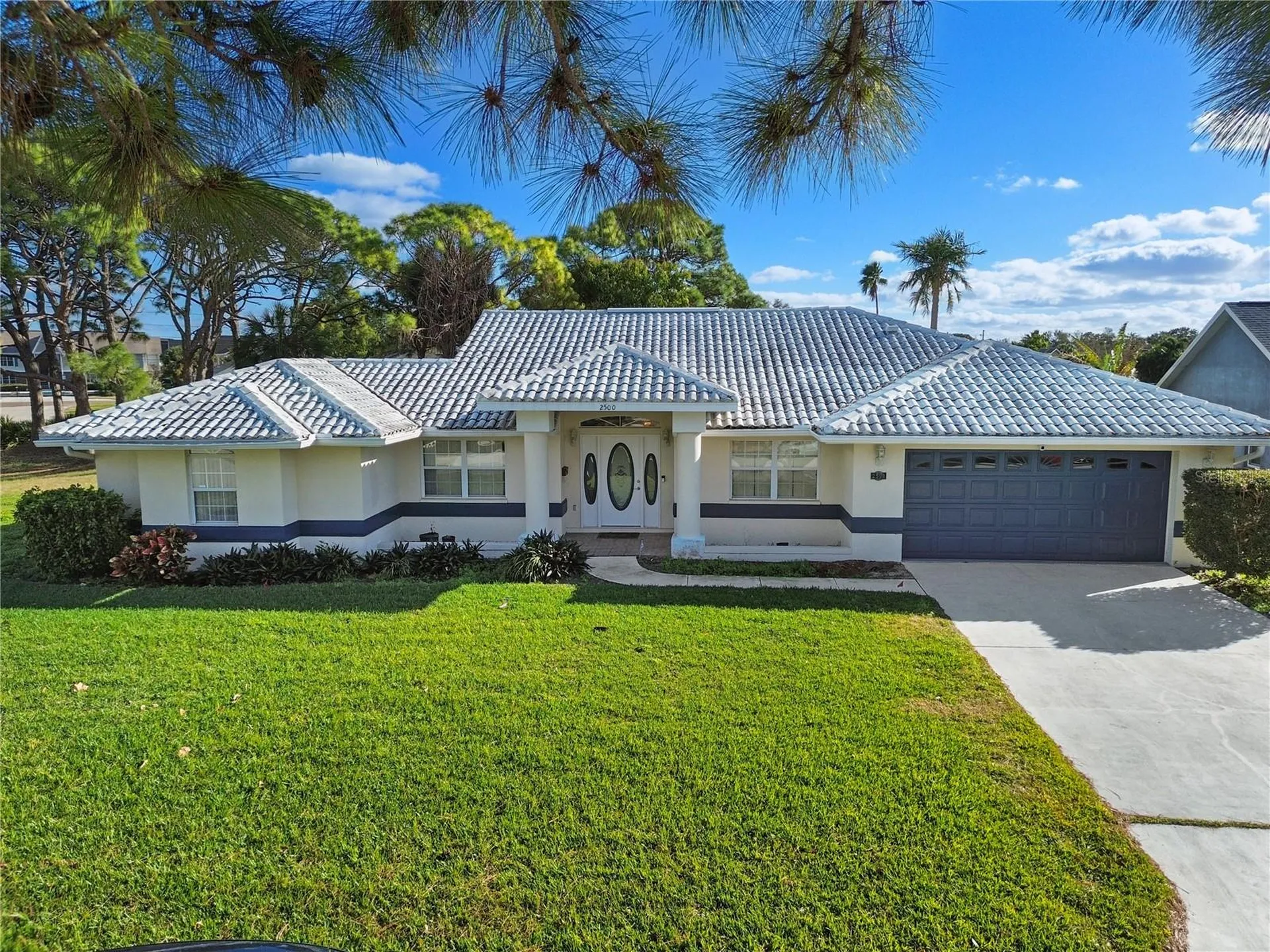 2500 S 62nd Avenue St Petersburg FL 33712
